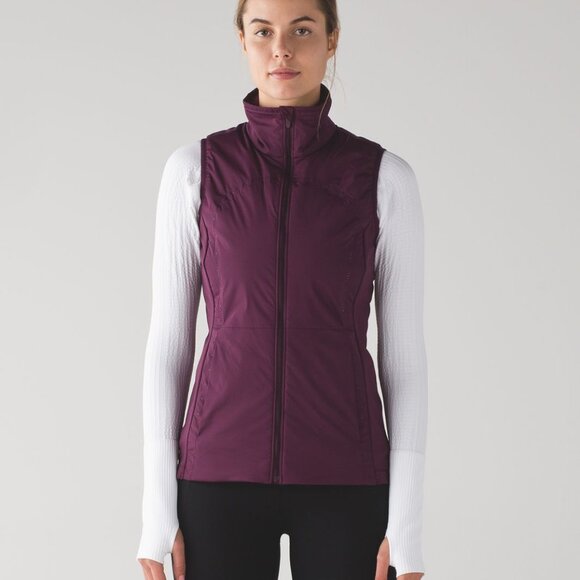 Lululemon Run for Cold Plum Primaloft Water Repellent Mock Neck Vest Size 6 - Picture 1 of 16